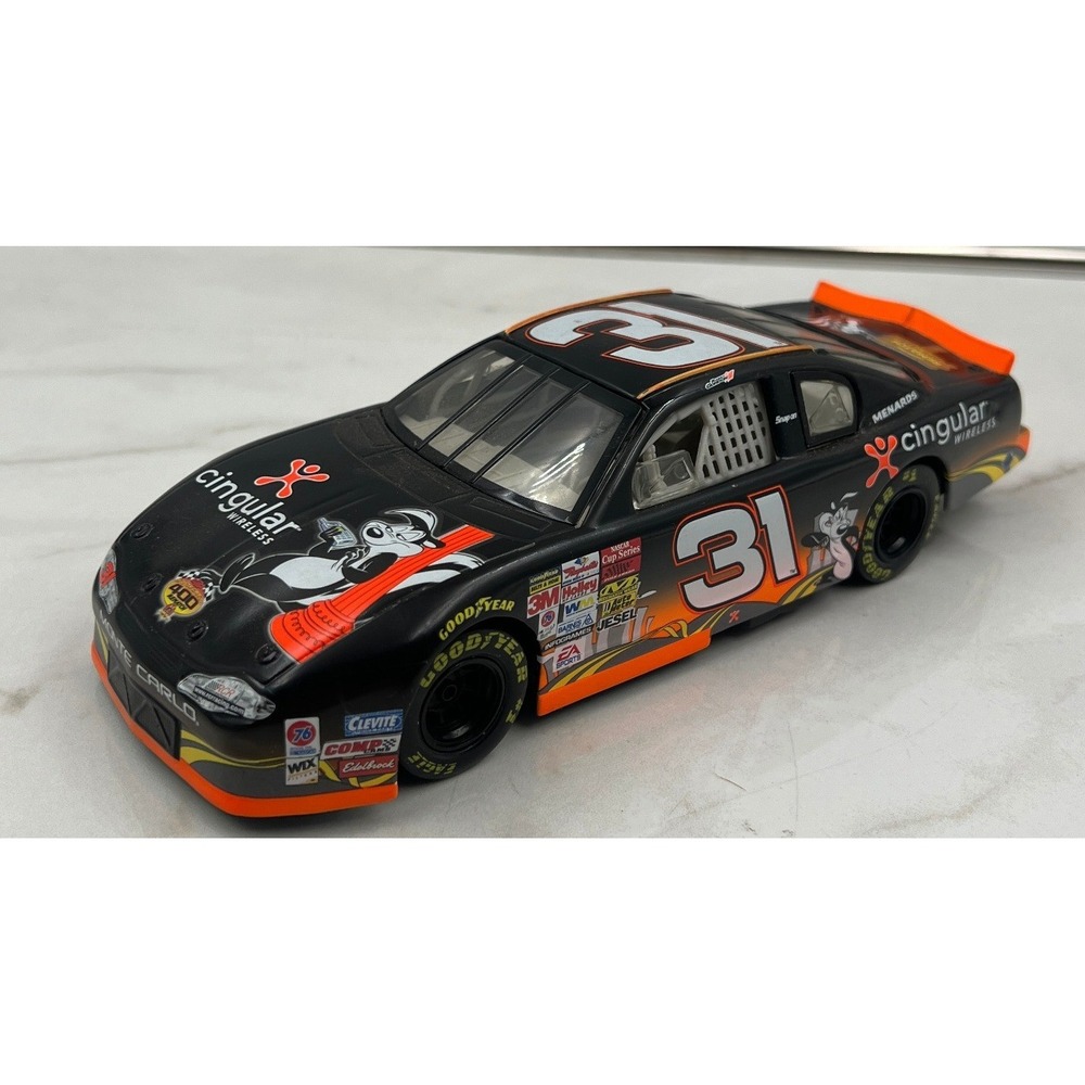 Robby Gordon 31 Diecast Cingular Wireless Looney Tunes 2002 Monte Carlo 1:24